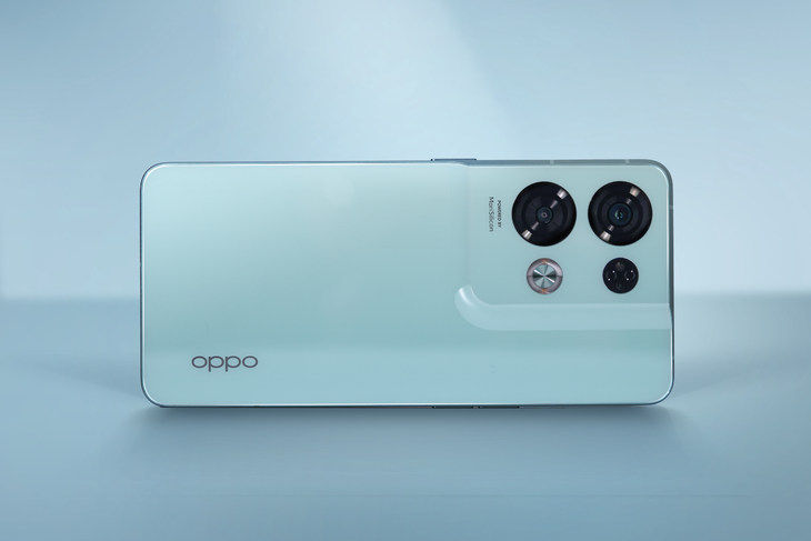 实力强悍又有高颜值，夏季换机就选oppo reno8 pro 