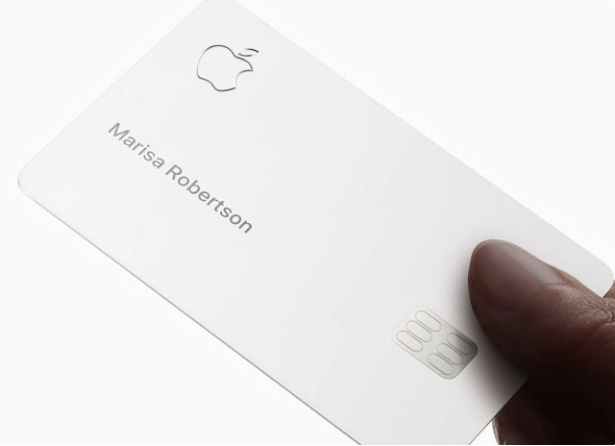 苹果在美国启动新一轮 apple card 拉新活动，新用户可免费订阅一年《华尔街日报》